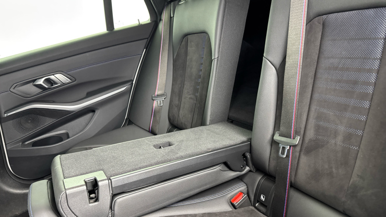 BMW 3 Series 320i M Sport 5dr Step Auto [Tech/Pro Pack] Petrol Estate